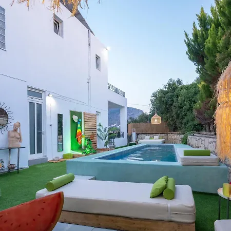 The White House Villa Hersonissos (Crete)